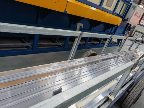 断桥铝门窗 断桥铝门窗