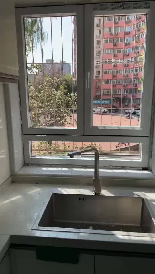 10025.jpg